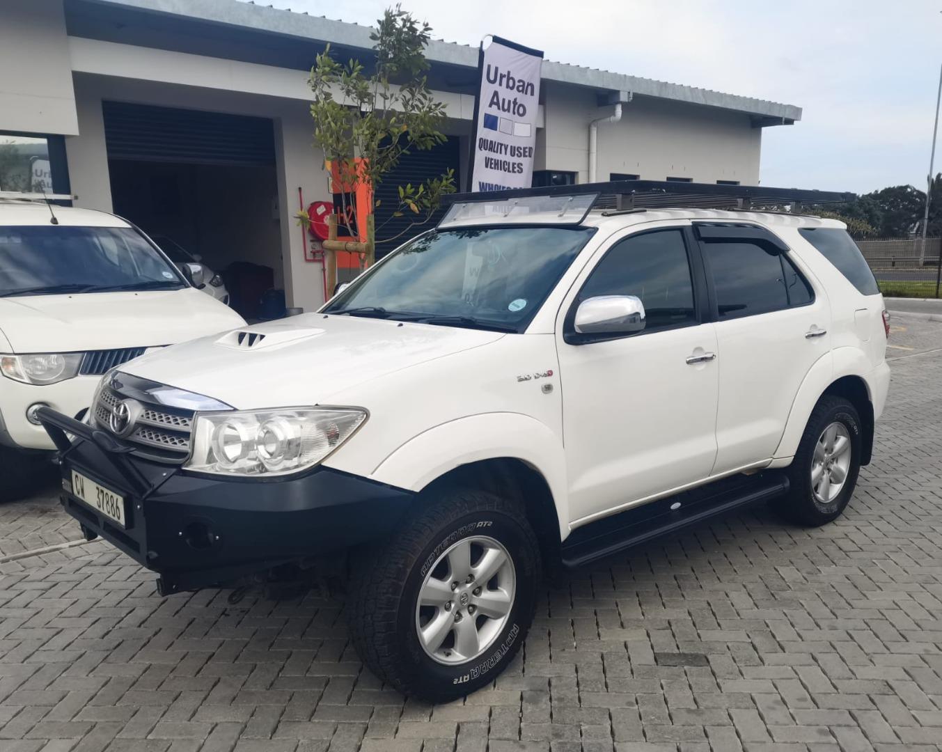 Toyota Fortuner 3.0D-4D Urban Auto