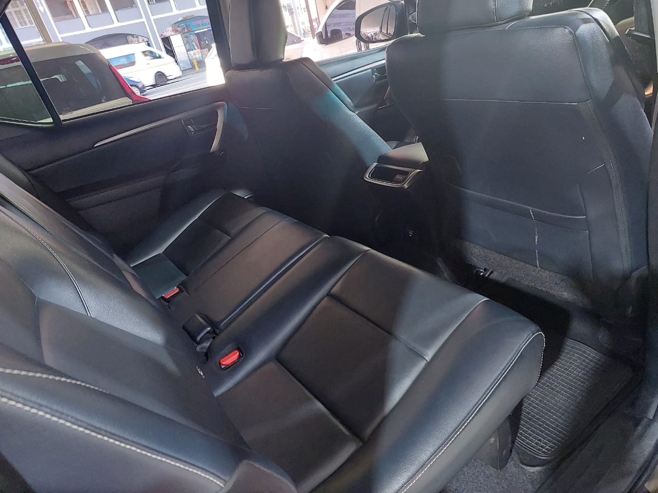 Toyota Fortuner 2.4GD-6 Auto Omars Car Sales