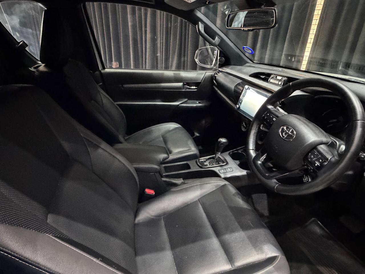 Toyota Hilux 2.8GD-6 Xtra Cab 4x4 Legend Auto The Car Lounge