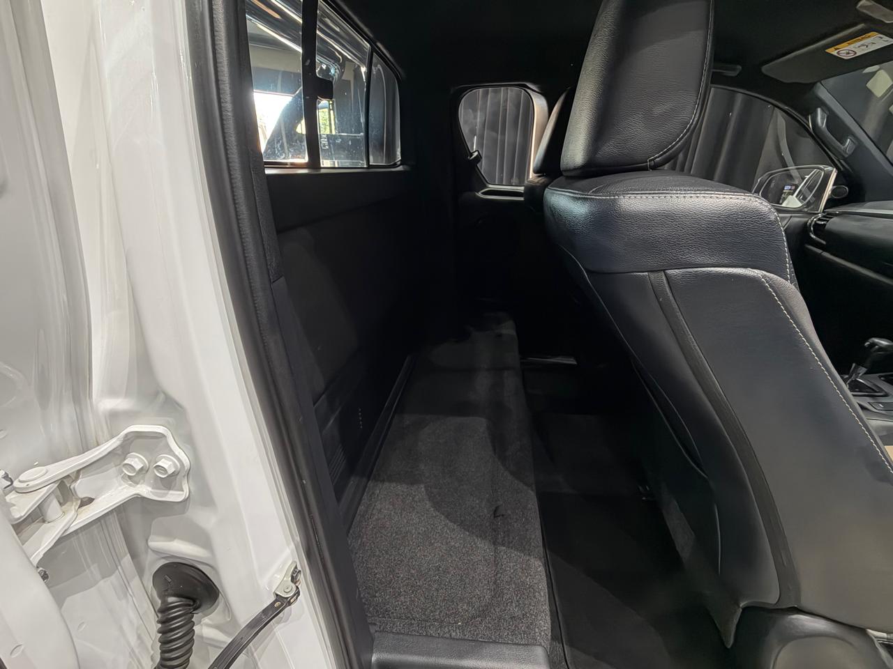 Toyota Hilux 2.8GD-6 Xtra Cab 4x4 Legend Auto The Car Lounge