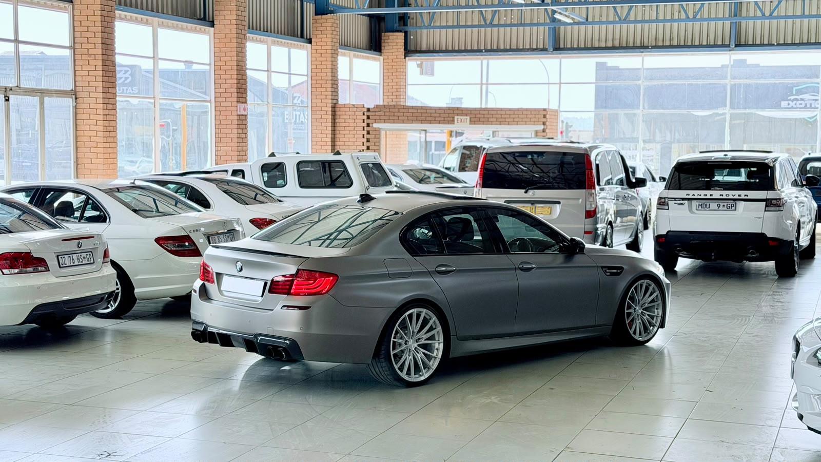 BMW M5 M-DCT (F10) Delmas Auto Centre