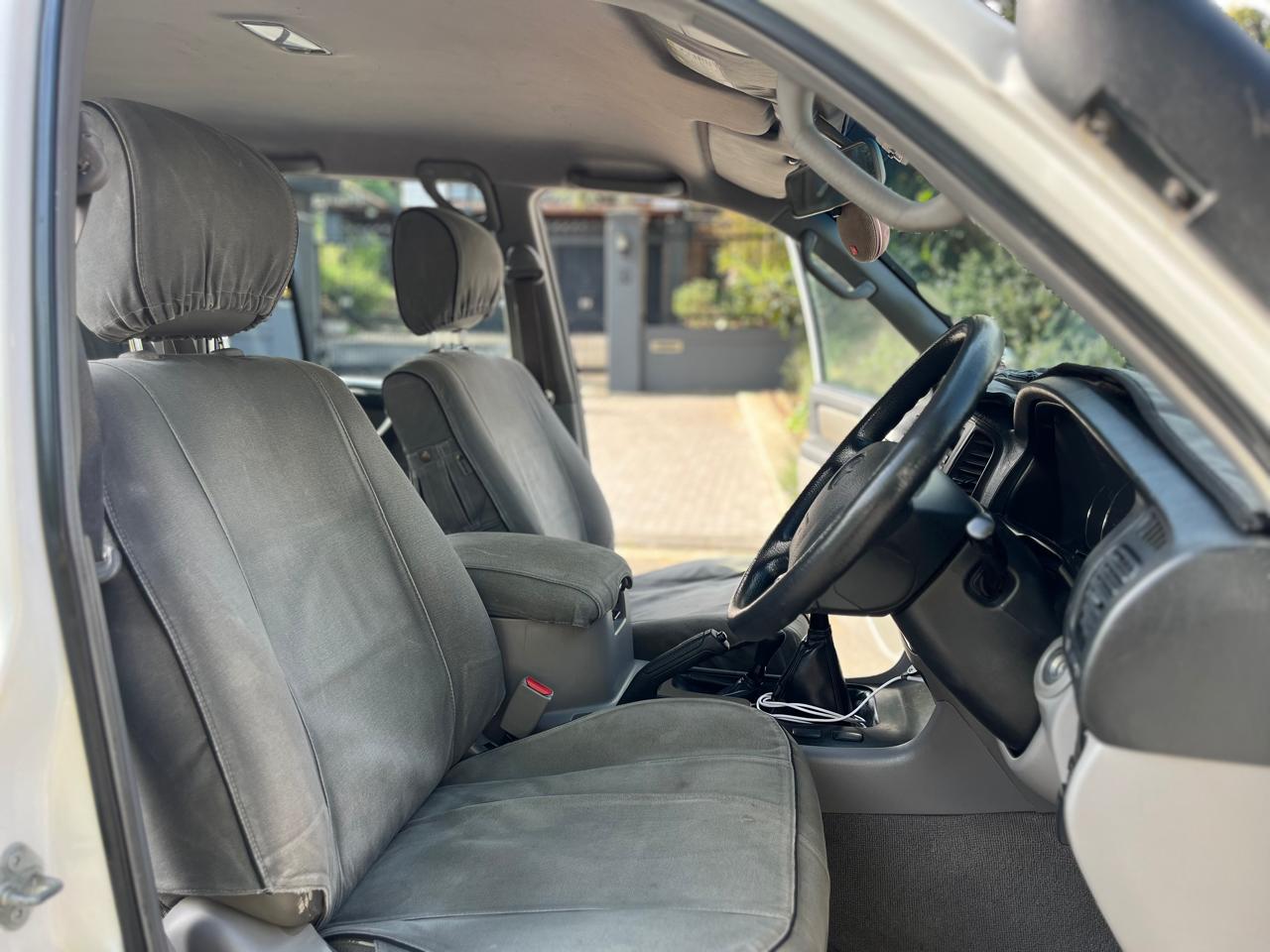 Toyota Land Cruiser 100 4.5 GX