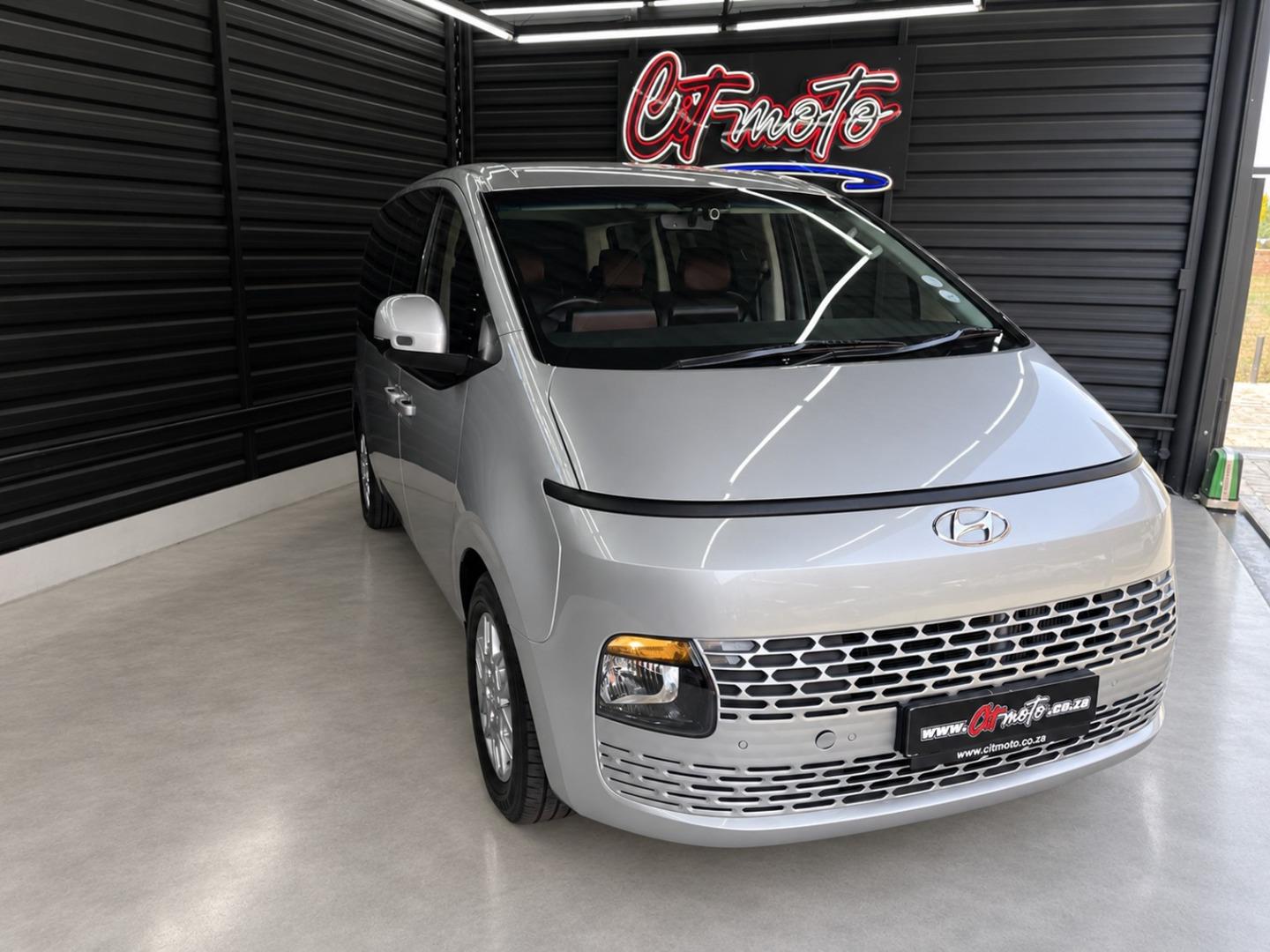 Hyundai Staria 2.2D Executive 9-Seater CITMoto
