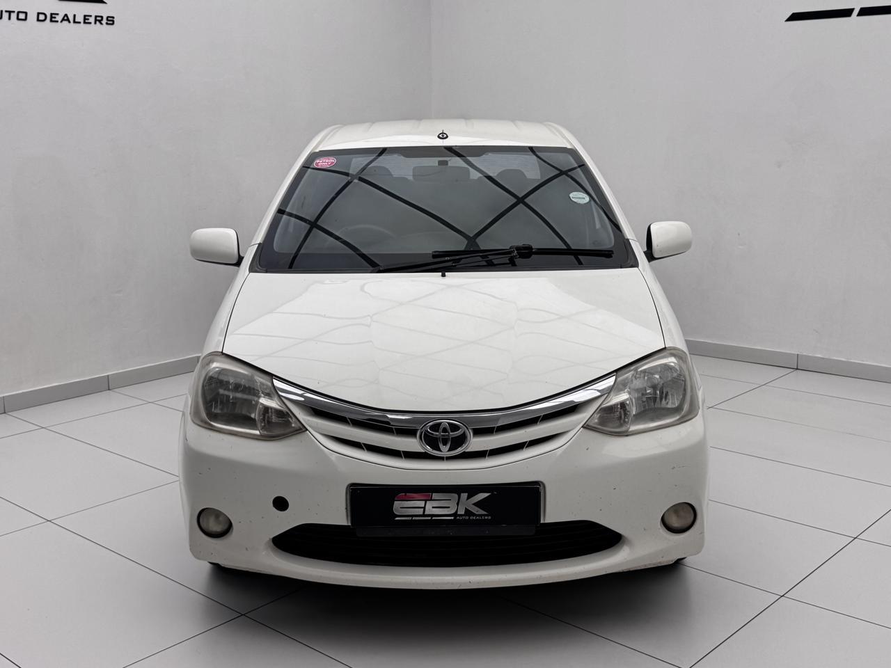 Toyota Etios Sedan 1.5 Xi EBK Main Street