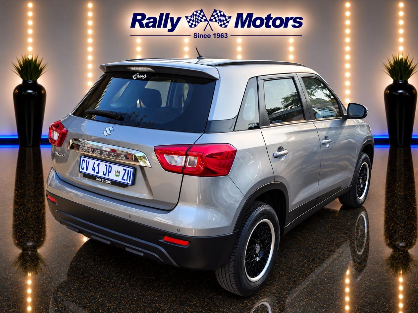 Suzuki Vitara Brezza 1.5 GL Rally Motors
