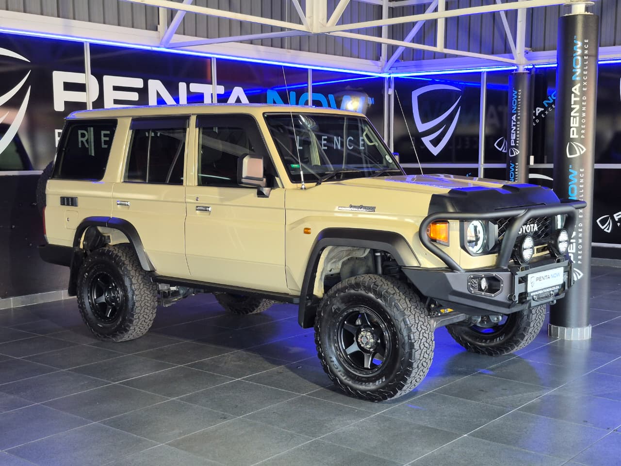 Toyota Land Cruiser 76 2.8GD-6 Station Wagon Penta Now Centurion