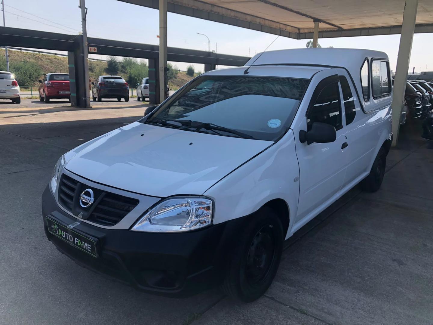 2019 Nissan NP200 1.6i (Aircon) Safety Pack