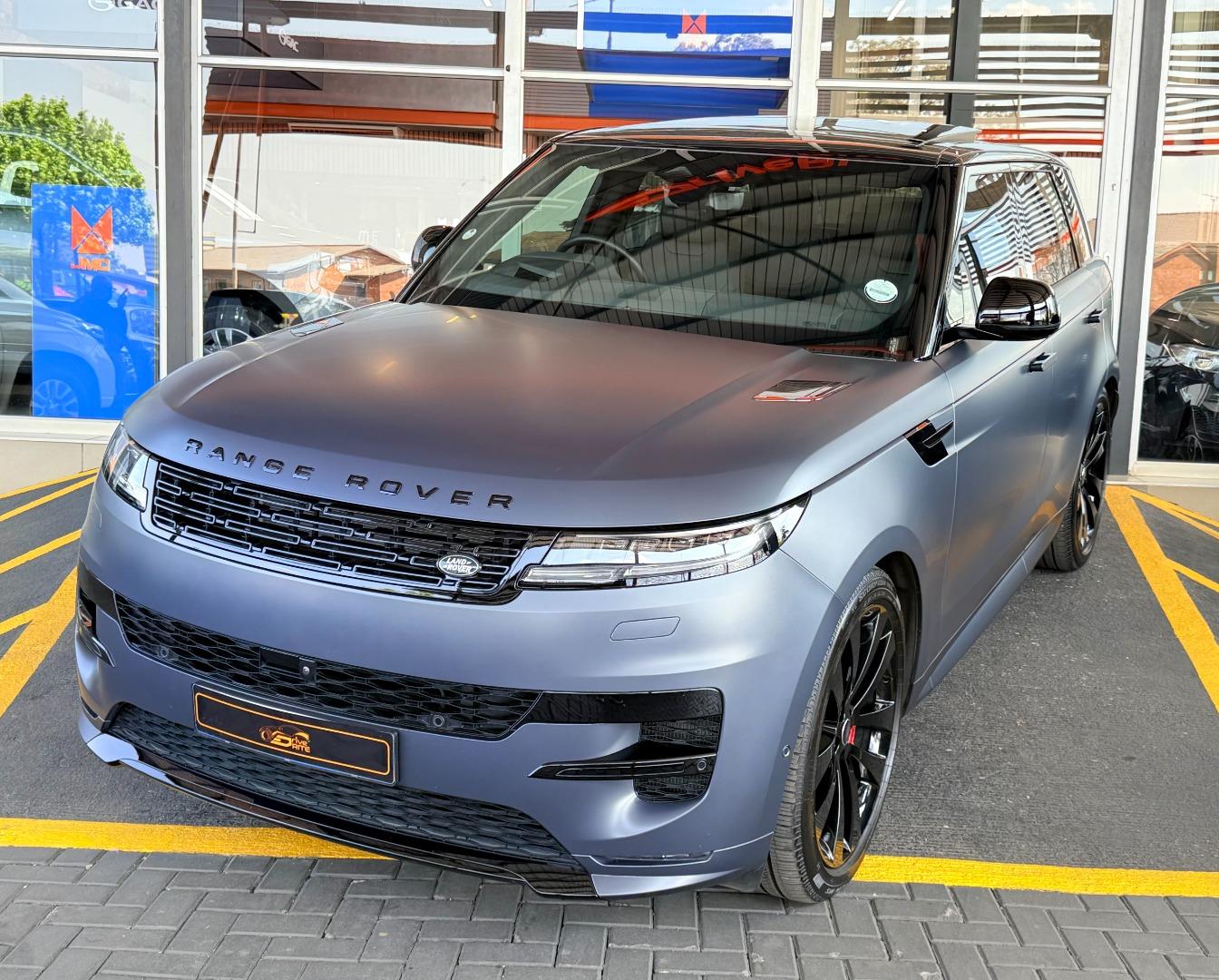 Land Rover Range Rover Sport D350 Dynamic HSE Driverite - JMC & GAC Northcliff