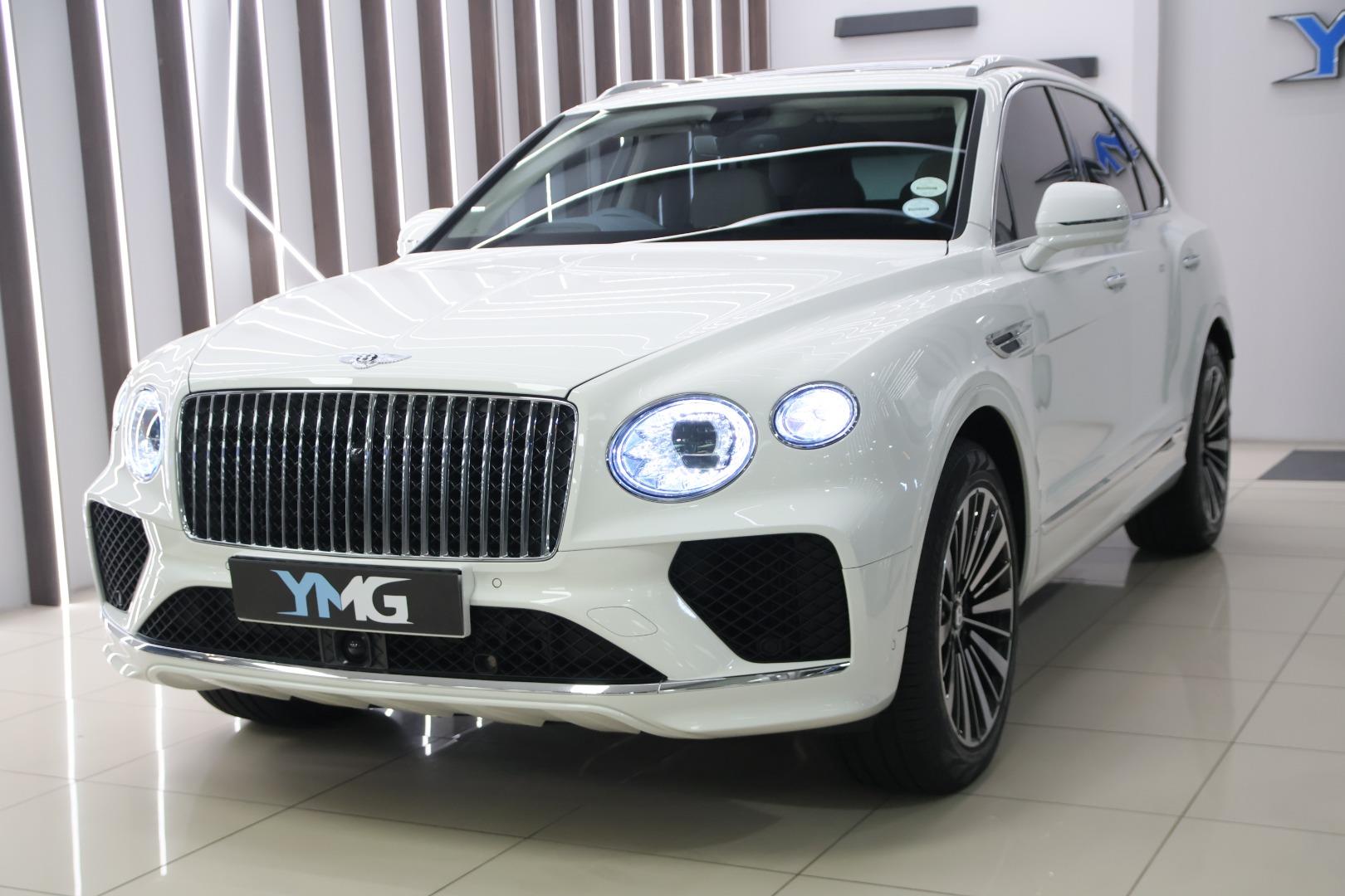 Bentley Bentayga V8 A Yas Marina Auto