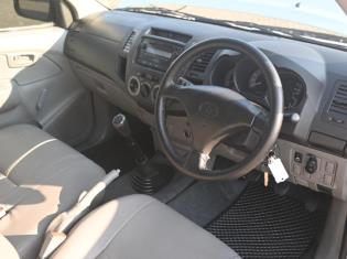 2010 Toyota Hilux 2.0 for sale