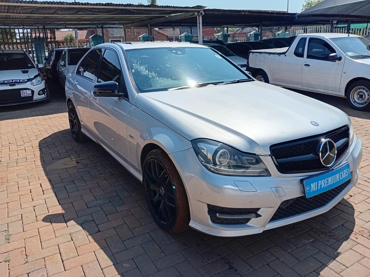 2014 Mercedes-Benz C-Class C200 Avantgarde Auto