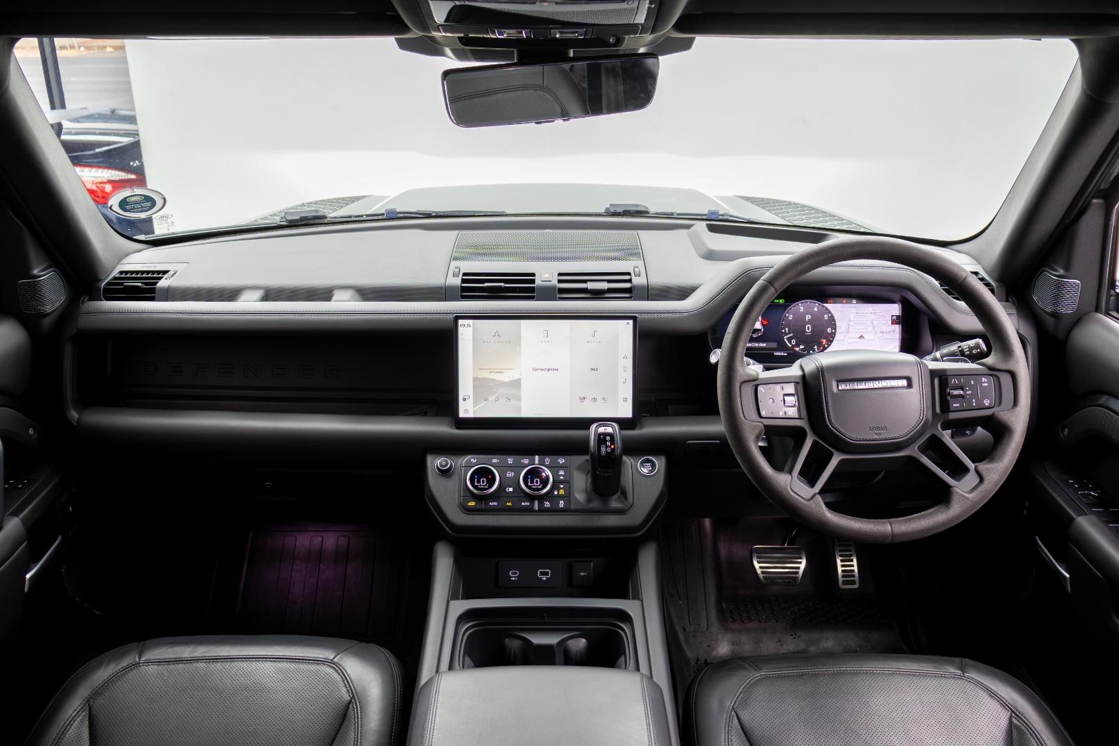 Land Rover Defender 110 V8 Aksons Umhlanga