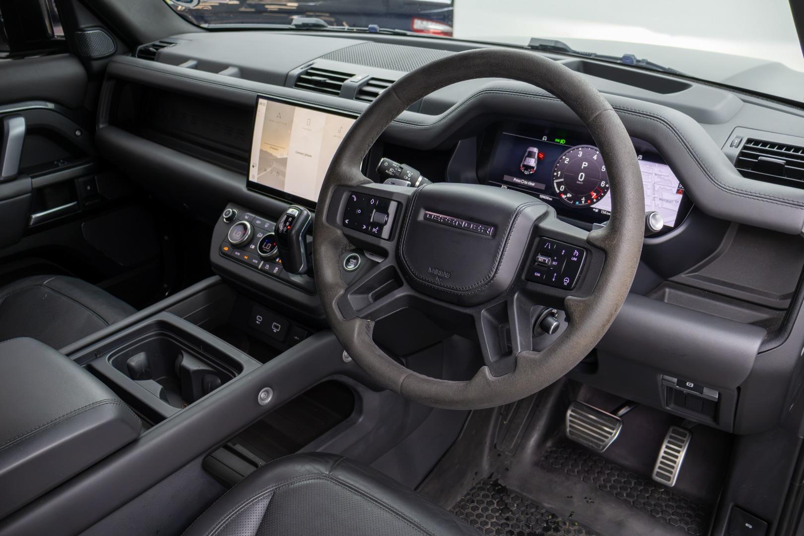 Land Rover Defender 110 V8 Aksons Umhlanga