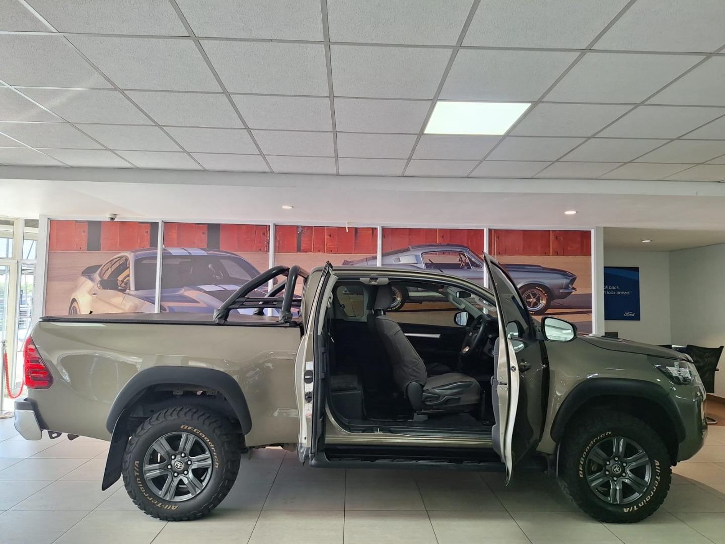 Toyota Hilux 2.4GD-6 Xtra Cab Raider Ford Midrand