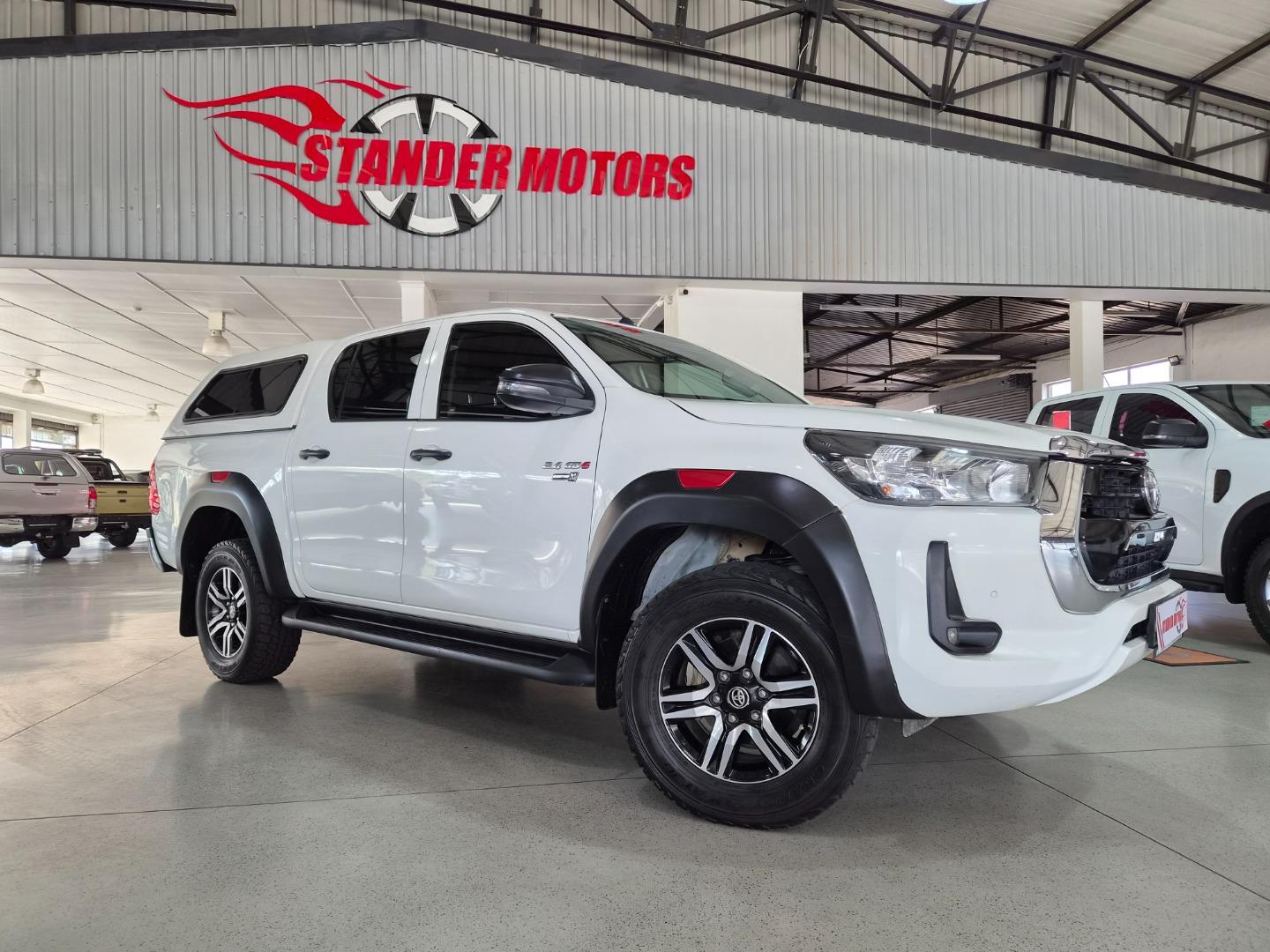 Toyota Hilux 2.4GD-6 Double Cab 4x4 Raider X Auto Stander Motors