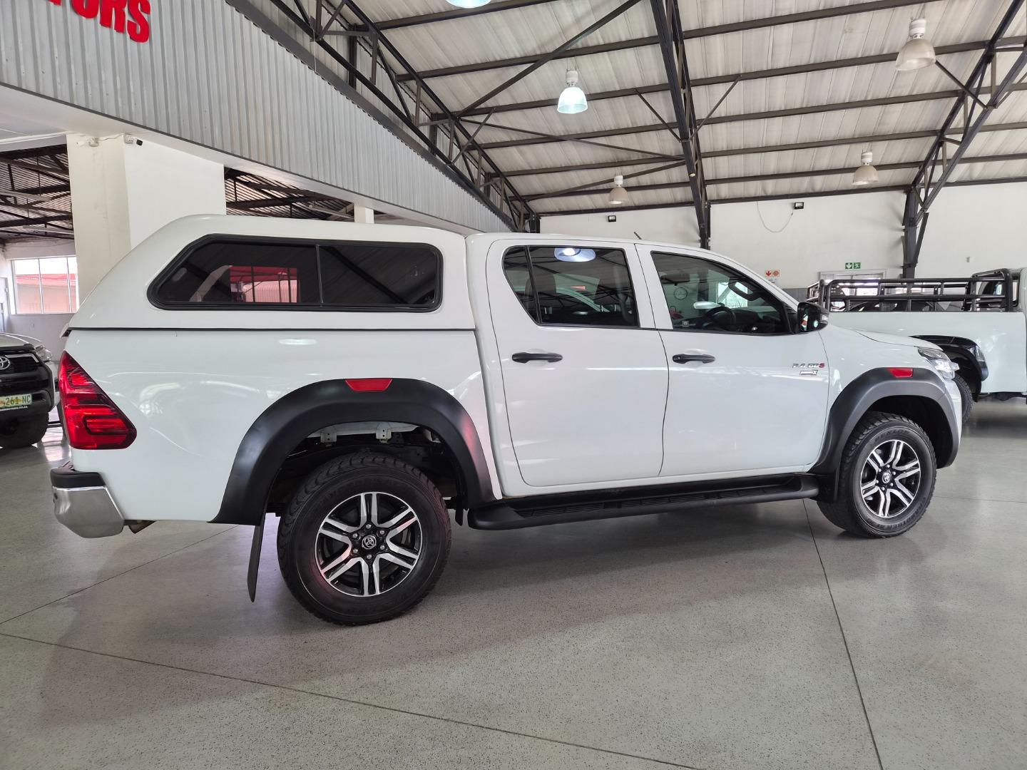 Toyota Hilux 2.4GD-6 Double Cab 4x4 Raider X Auto Stander Motors