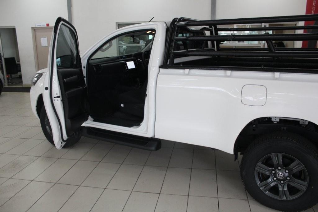 Toyota Hilux 2.4GD-6 Single Cab Raider Auto NMI Toyota Stellenbosch