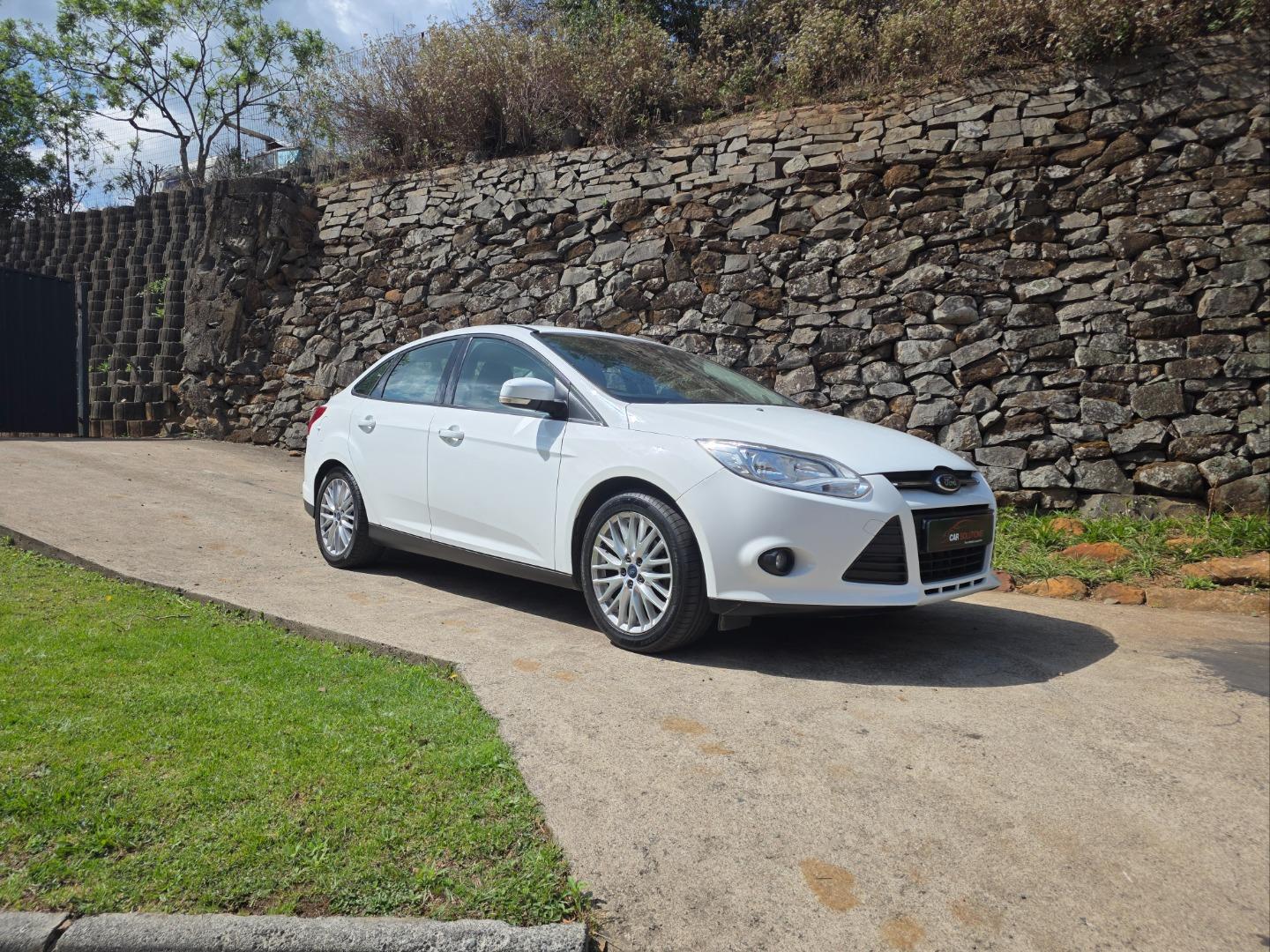 2012 Ford Focus Sedan 1.6 Trend