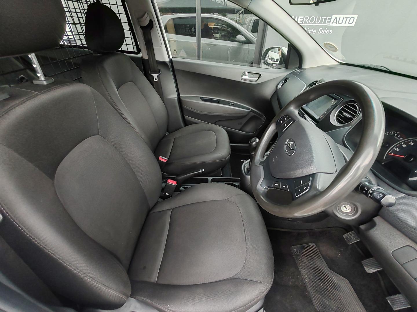 Hyundai Grand i10 1.0 Motion Cargo Panel Van Blue Route Auto