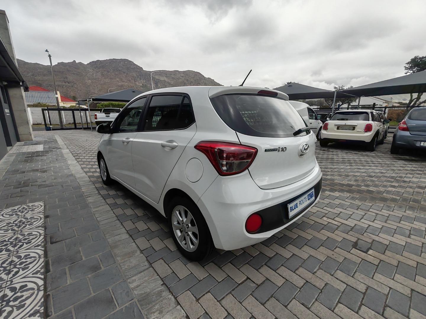 Hyundai Grand i10 1.0 Motion Cargo Panel Van Blue Route Auto