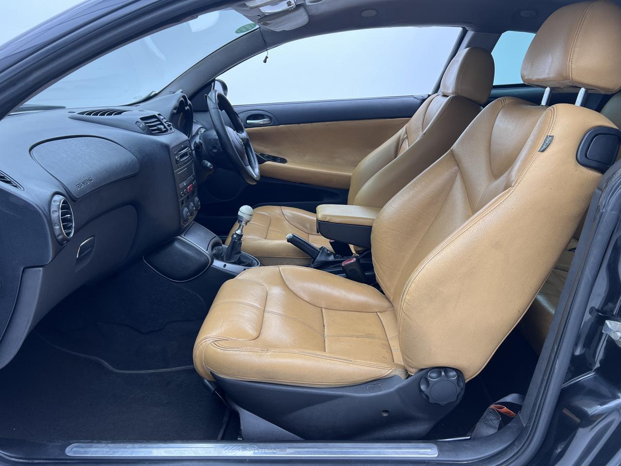 Alfa Romeo GT 1.9 JTD EBK 19 Main Road
