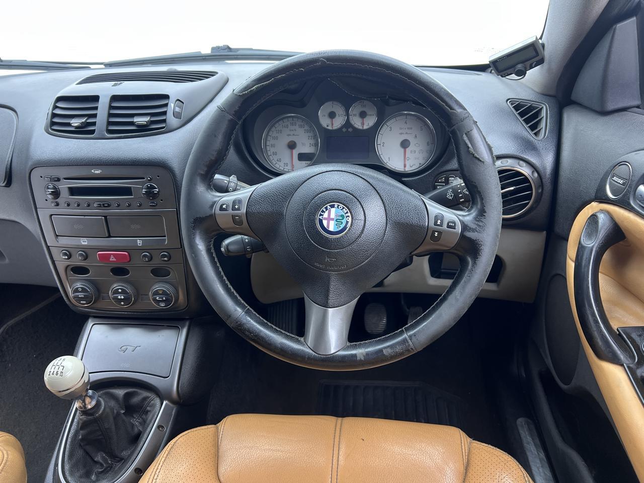 Alfa Romeo GT 1.9 JTD EBK 19 Main Road