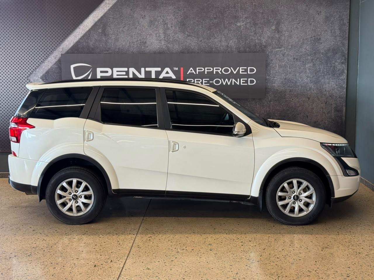Mahindra XUV500 2.2CRDe W6 Mahindra Montana