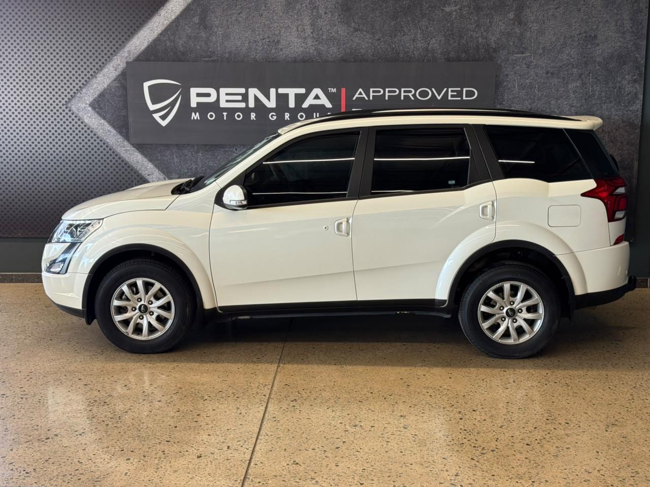 Mahindra XUV500 2.2CRDe W6 Mahindra Montana