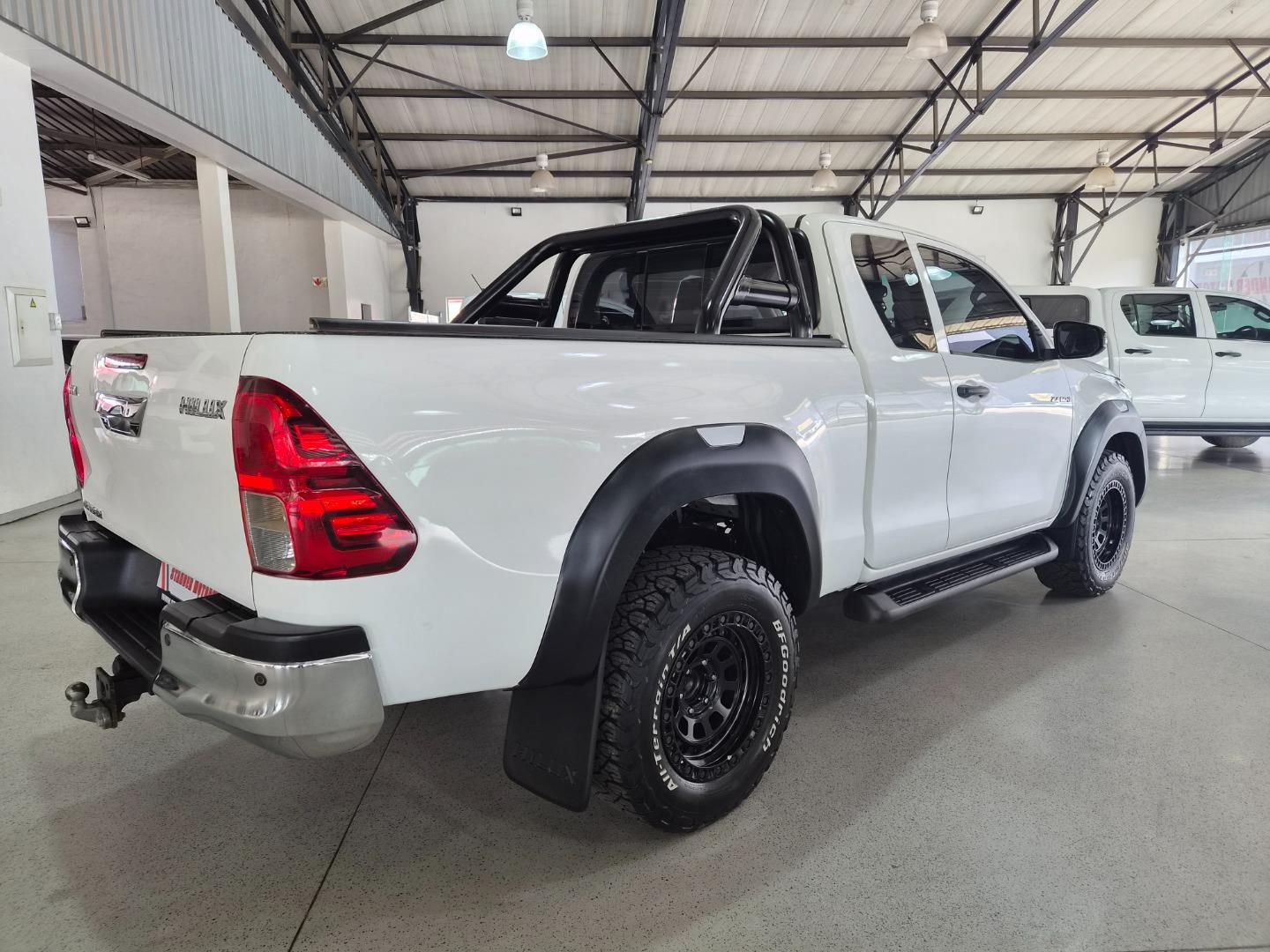 Toyota Hilux 2.4GD-6 Xtra Cab Raider Stander Motors