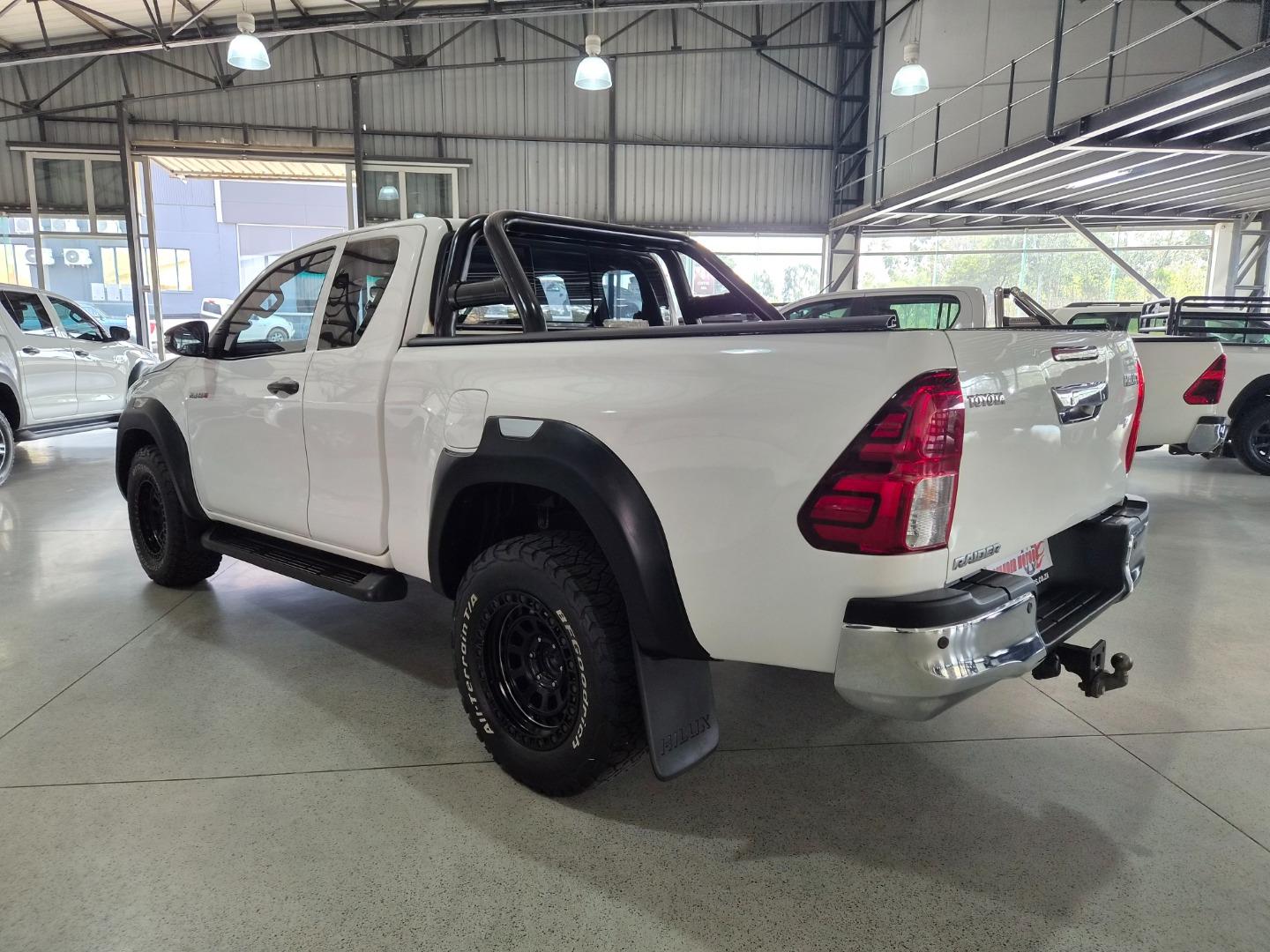 Toyota Hilux 2.4GD-6 Xtra Cab Raider Stander Motors