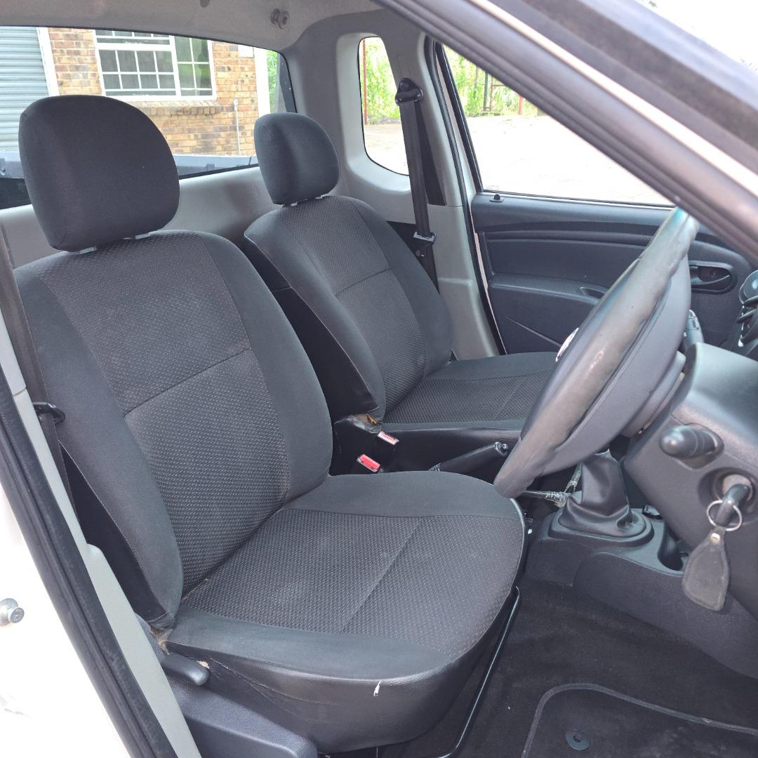 Nissan NP200 1.5dCi Safety Pack