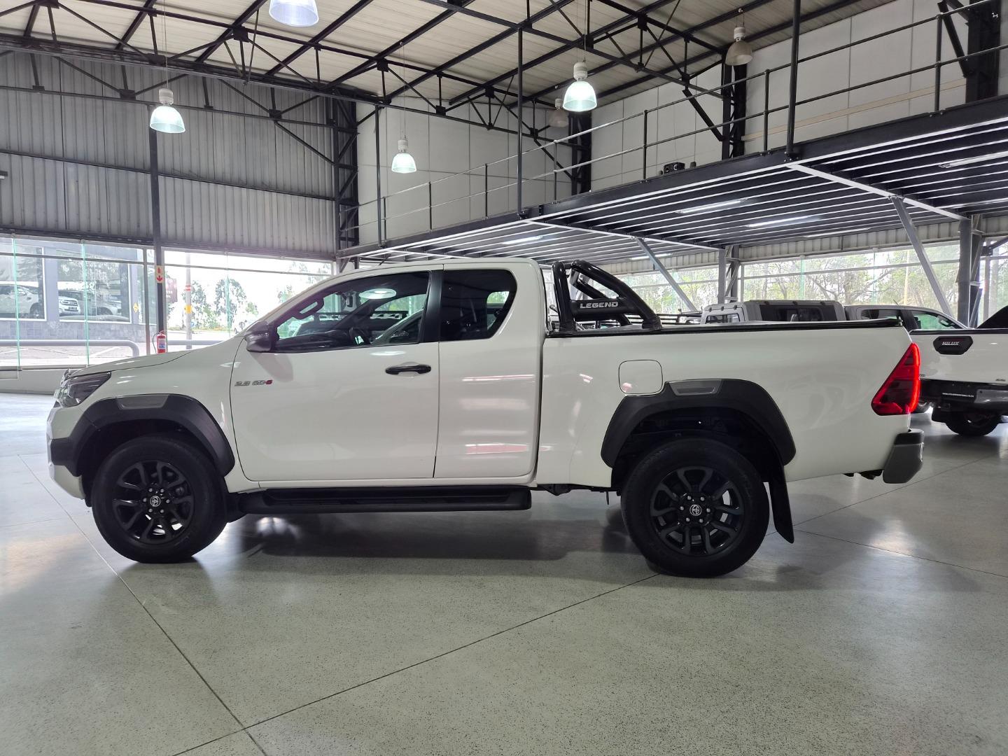 Toyota Hilux 2.8GD-6 Xtra Cab Legend Auto Stander Motors