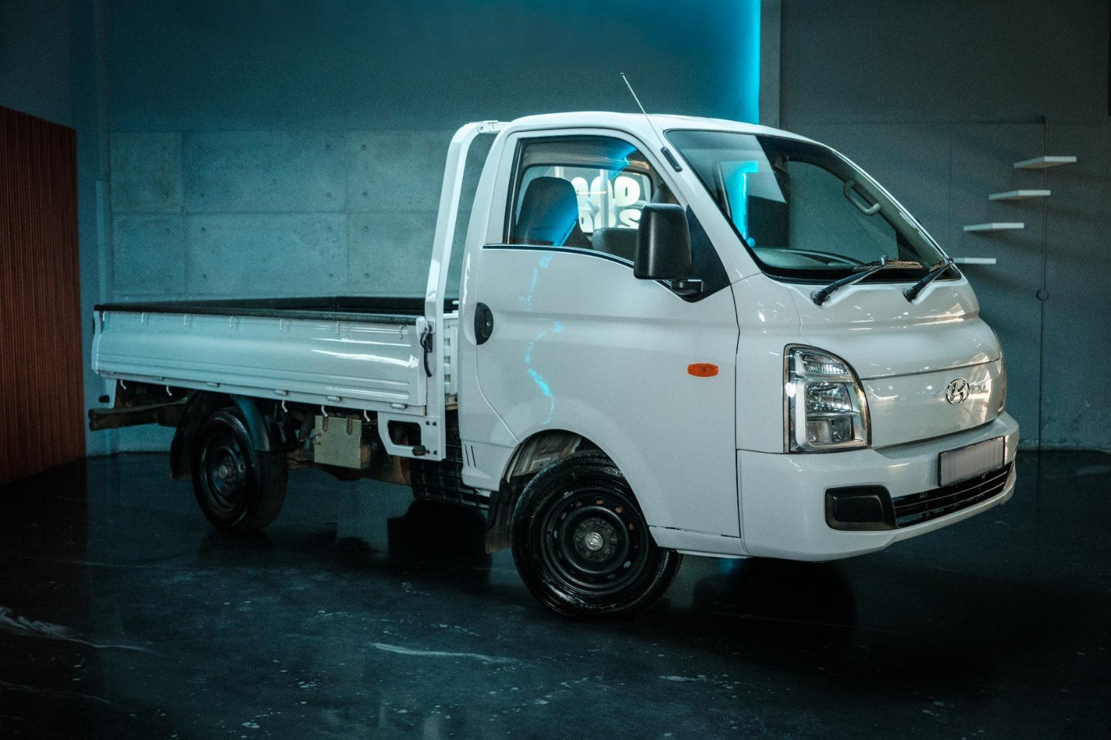2022 Hyundai H-100 Bakkie 2.6D Deck (Aircon)