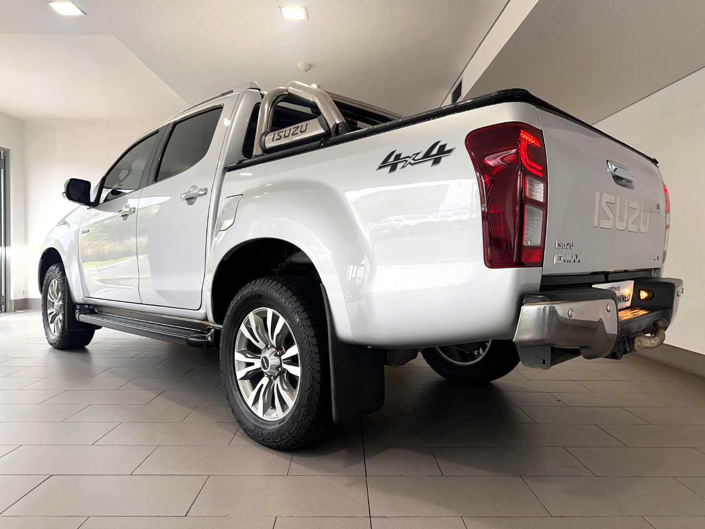Isuzu D-Max 300 3.0TD Double Cab 4x4 LX Auto Westvaal Volkswagen Mbombela