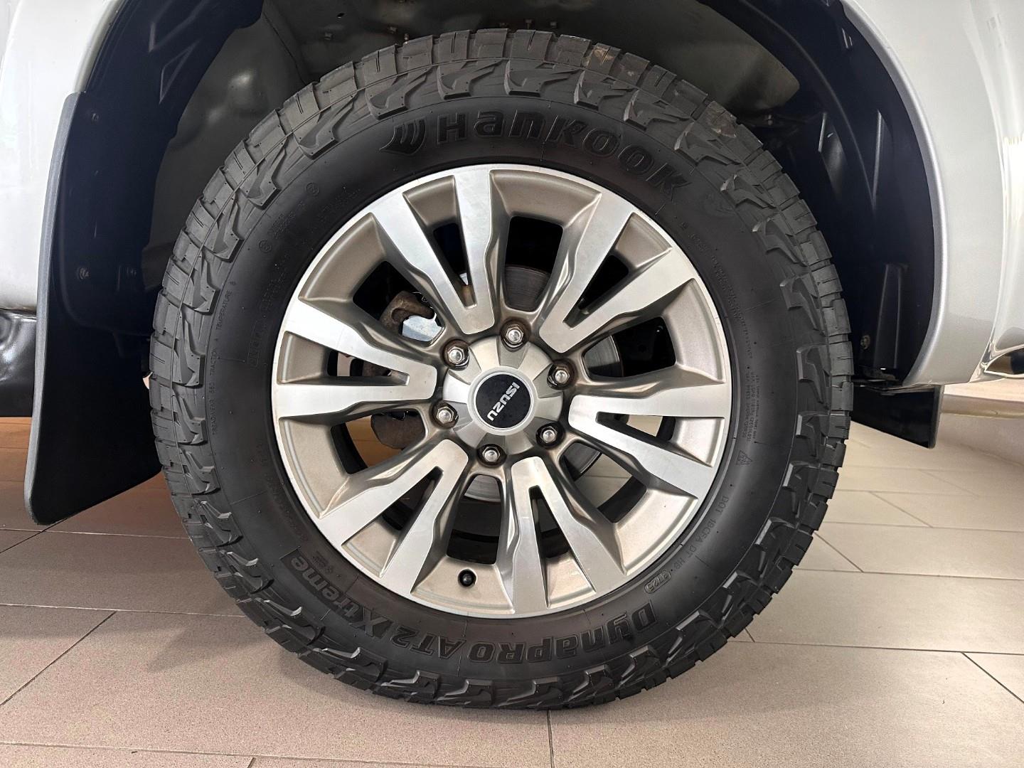 Isuzu D-Max 300 3.0TD Double Cab 4x4 LX Auto Westvaal Volkswagen Mbombela