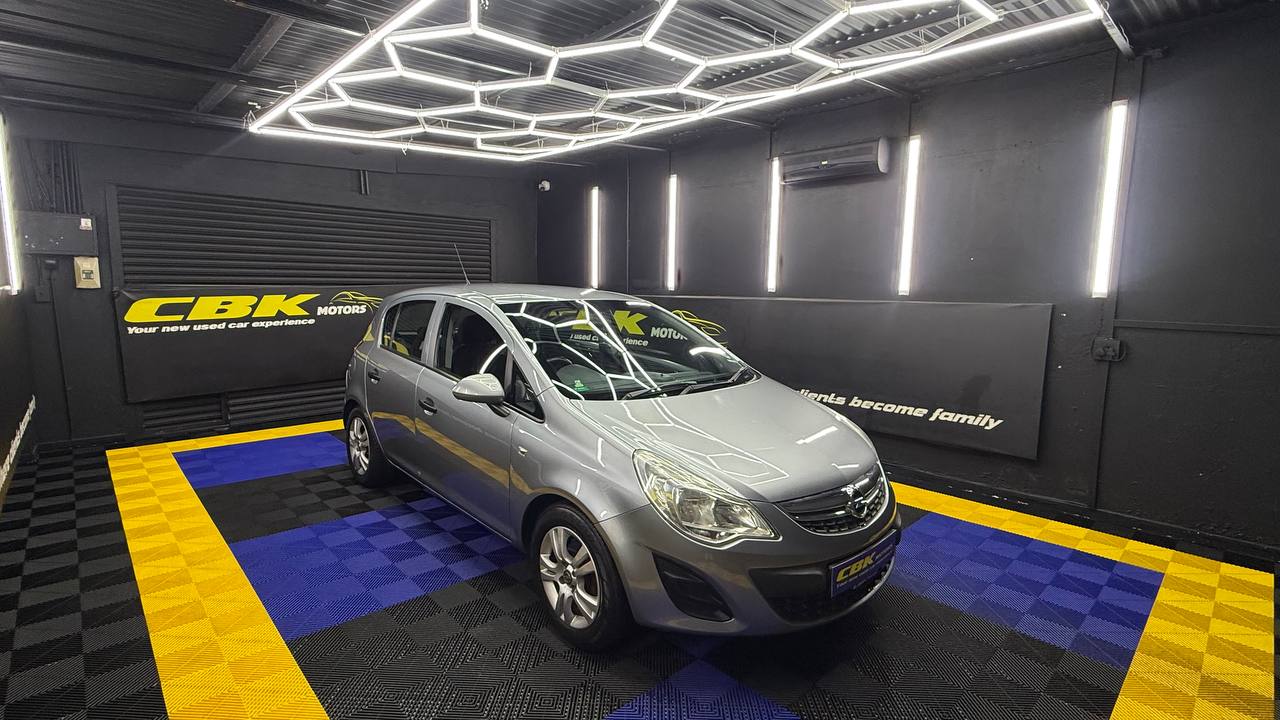 Opel Corsa 1.4 Essentia CBK Motors