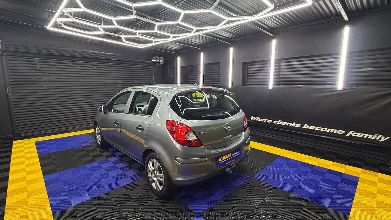 Opel Corsa 1.4 Essentia CBK Motors