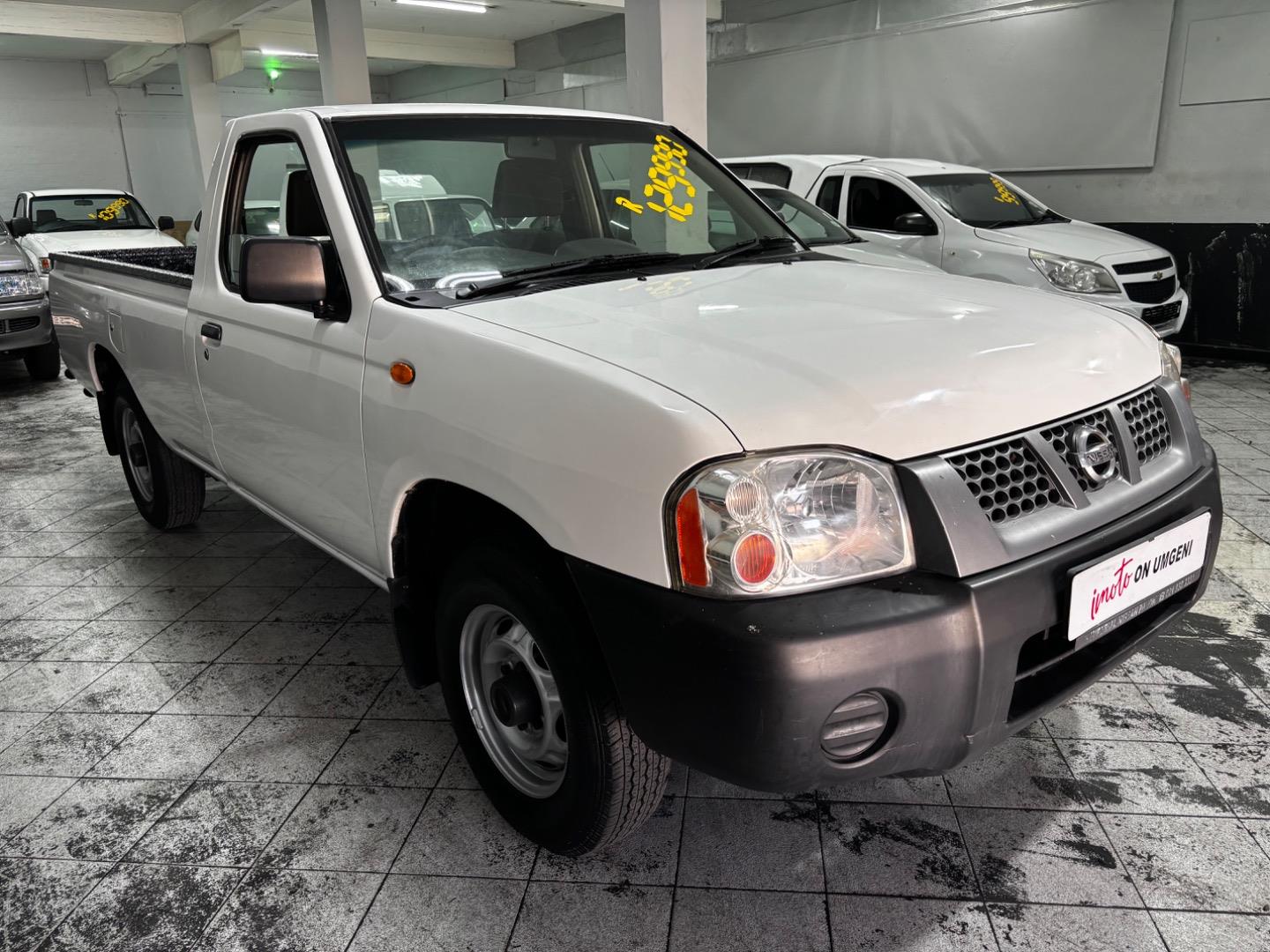 2016 Nissan NP300 Hardbody 2.0 (Aircon)