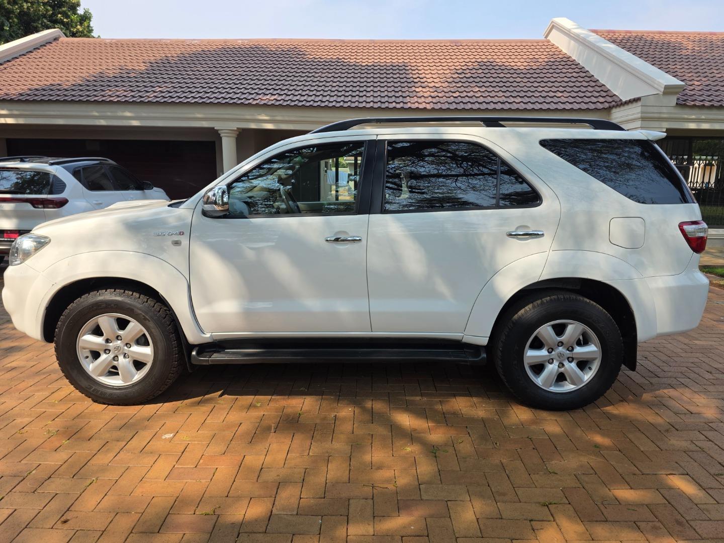Toyota Fortuner 3.0D-4D Elegant Auto Group
