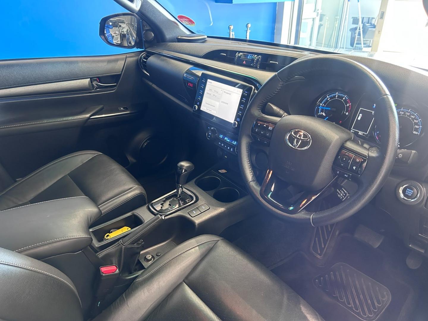 Toyota Hilux 2.8GD-6 Double Cab Legend Auto Halfway Ford Kuils River