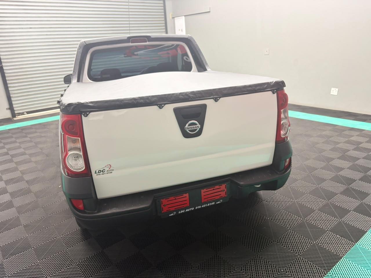 Nissan NP200 1.6i (Aircon) Safety Pack LDC Auto
