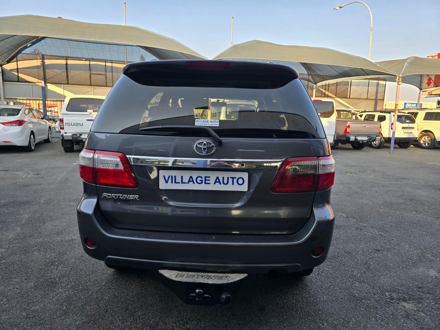 Toyota Fortuner 3.0D-4D Village Auto