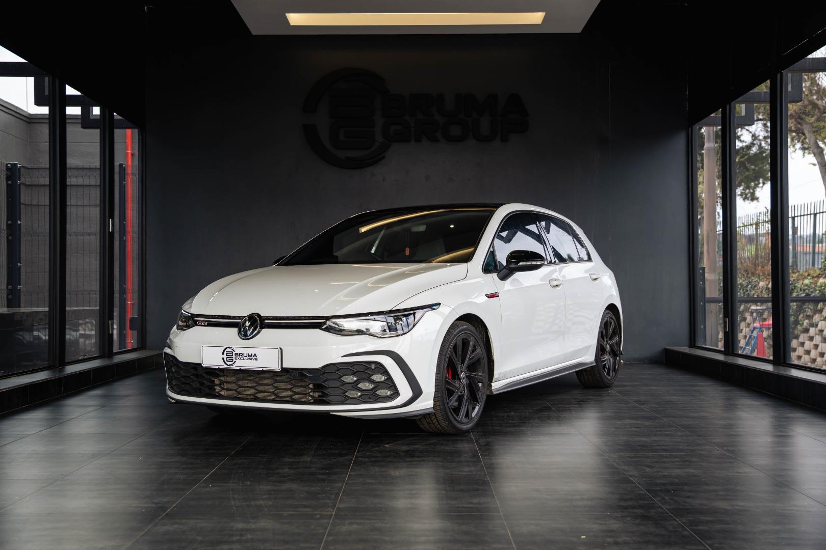 Volkswagen Golf GTI Bruma Nissan
