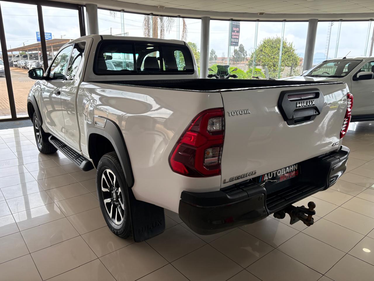 Toyota Hilux 2.8GD-6 Xtra Cab 4x4 Legend Autobahn Auto