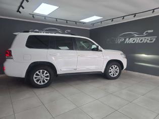 2018 Toyota Land Cruiser 200 4.5D-4D V8 VX-R for sale