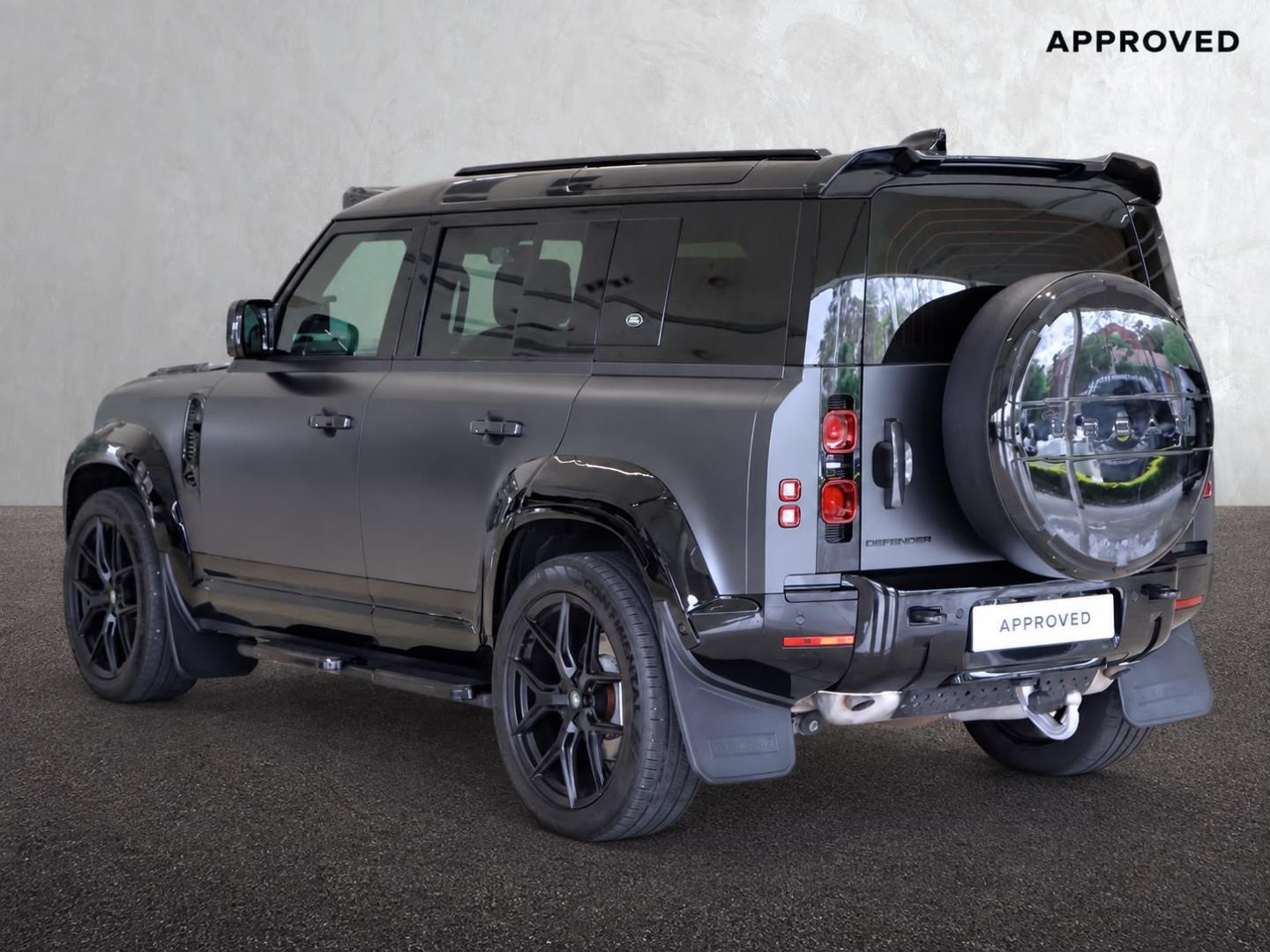 Land Rover Defender 110 D300 X-Dynamic HSE Jaguar Land Rover Waterford