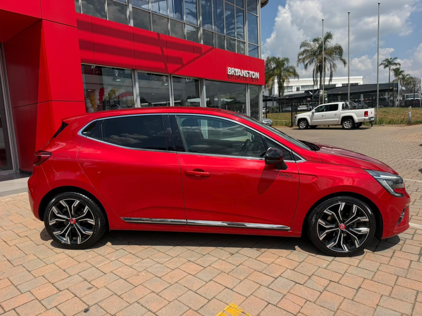 Renault Clio 1.0 Turbo Intens AGG Sandton Preowned