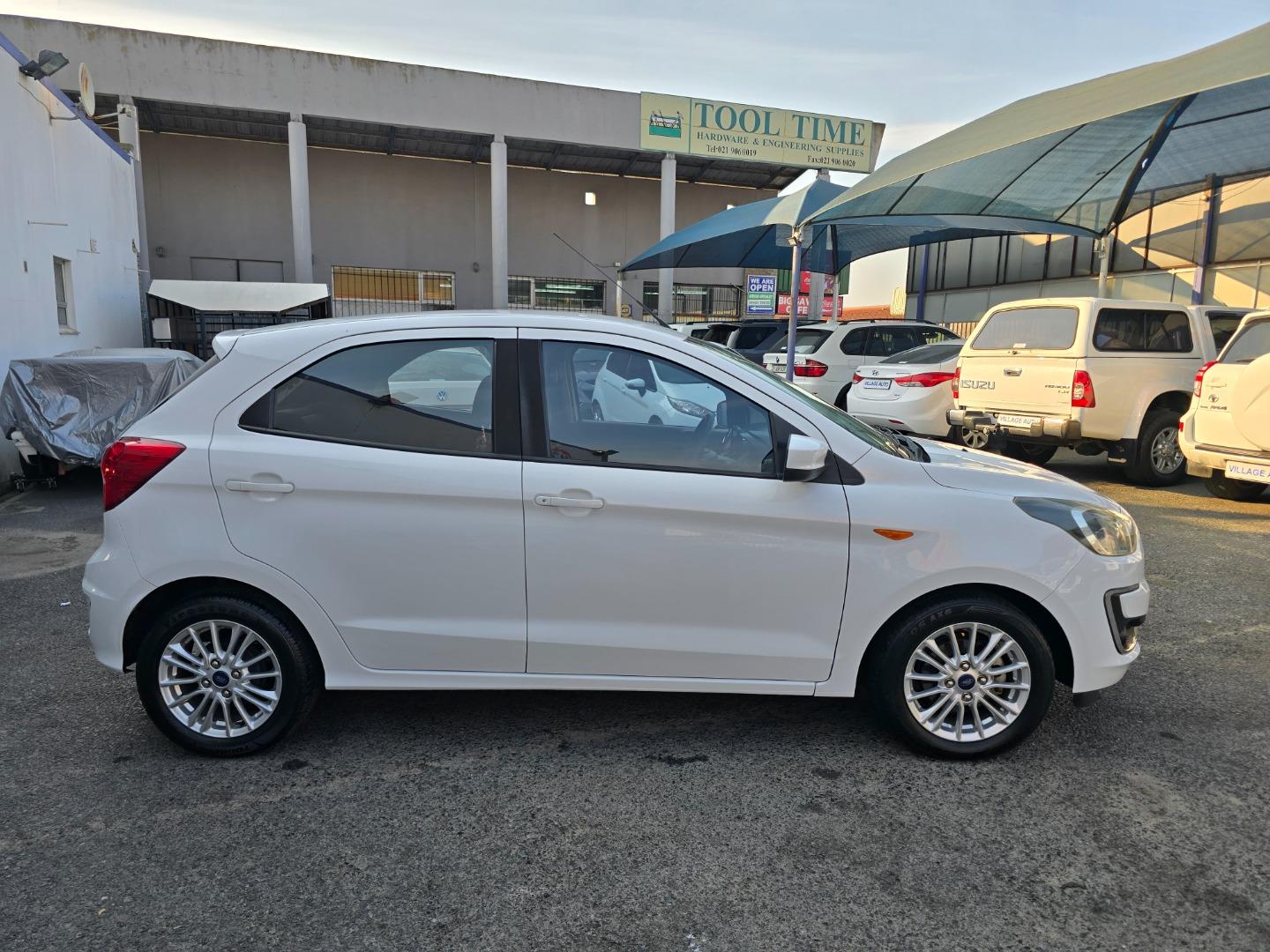 Ford Figo Hatch 1.5 Titanium Village Auto
