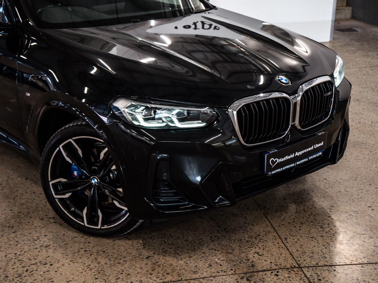BMW X3 M40i Chery Waterfall