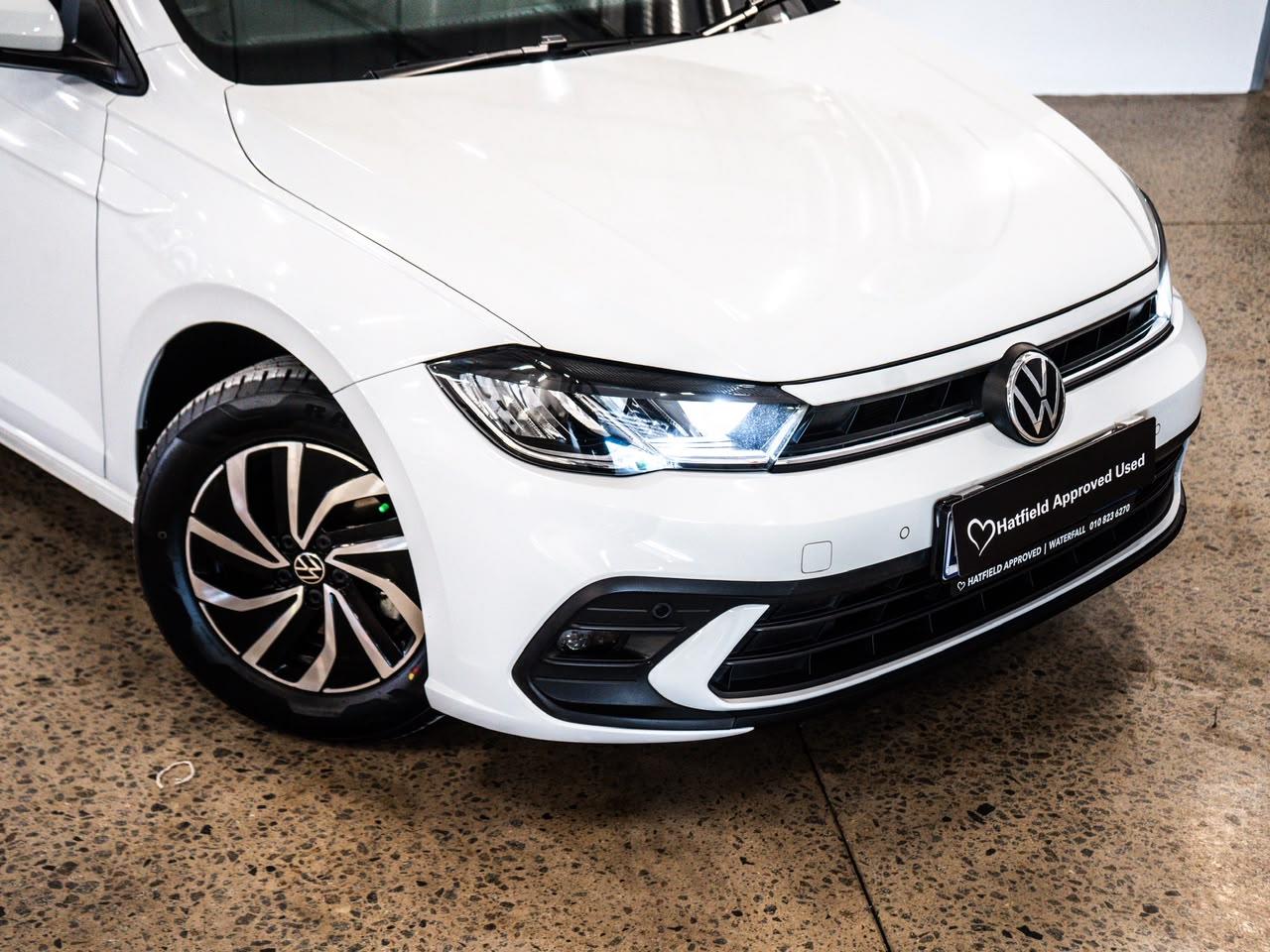 Volkswagen Polo Hatch 1.0TSI 85kW Life Chery Waterfall